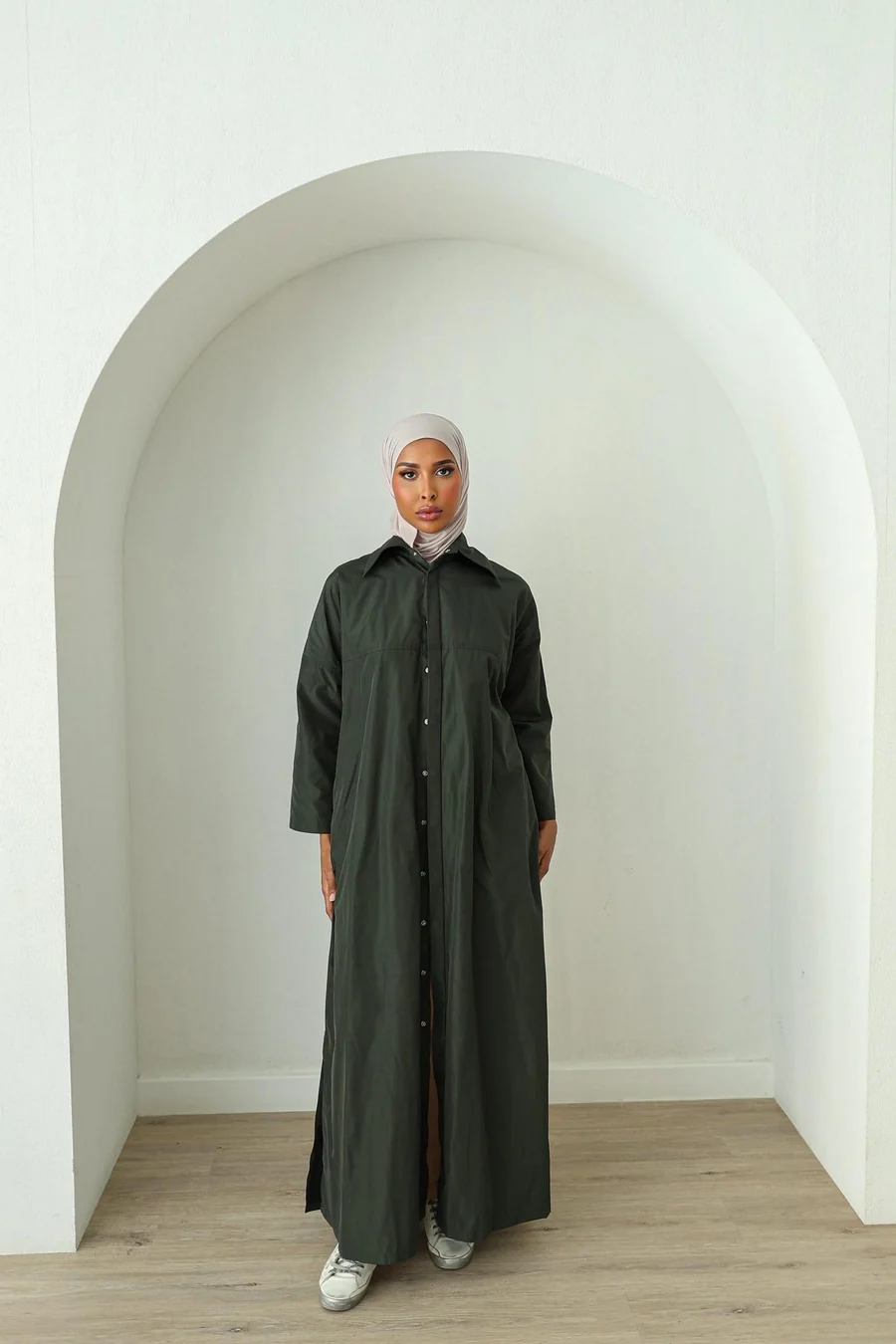 Modern Casual Abaya supplied by Yiwu Huanyu Trading Company
